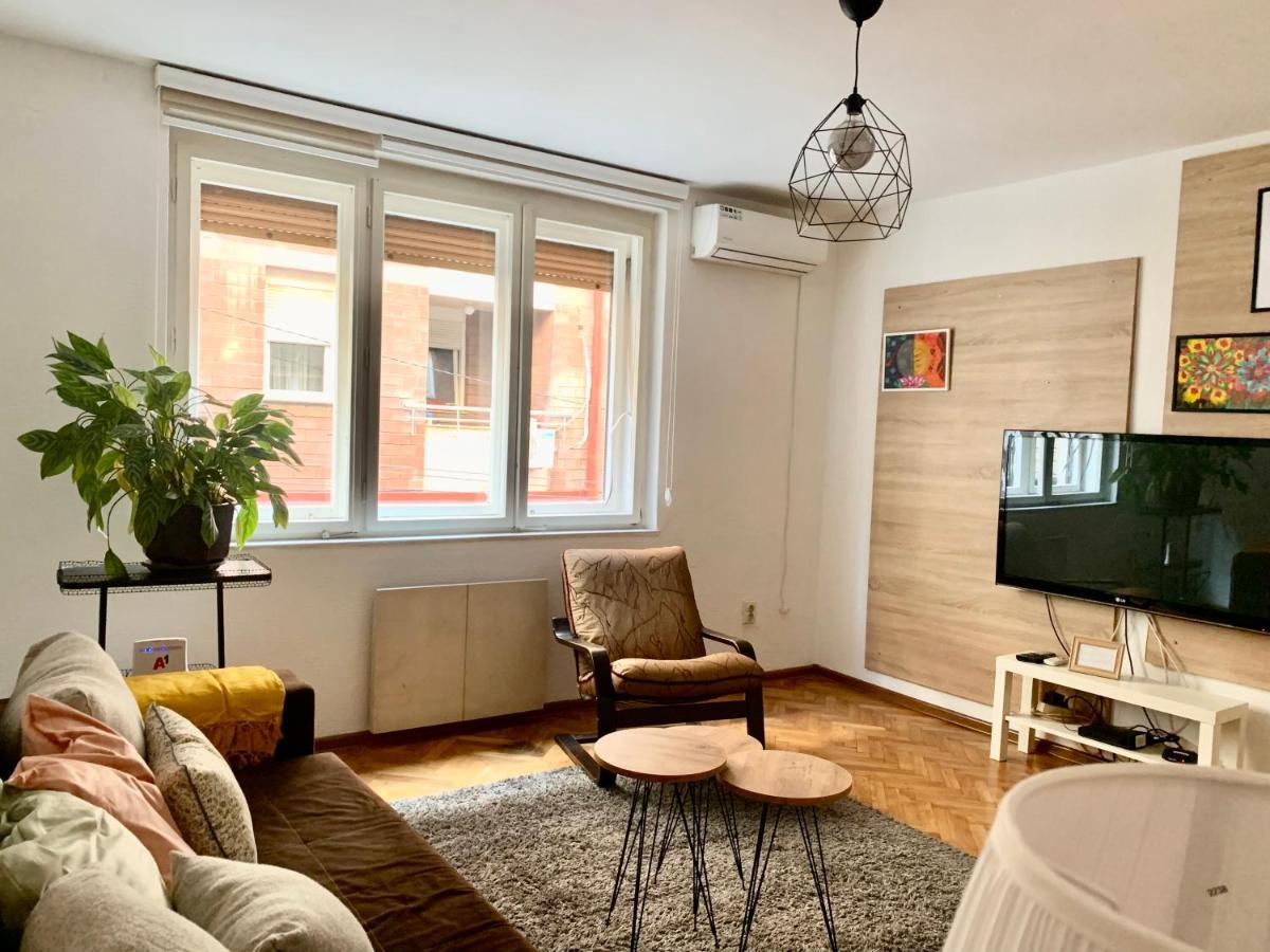 Star Apartment 2 Belgrado Esterno foto