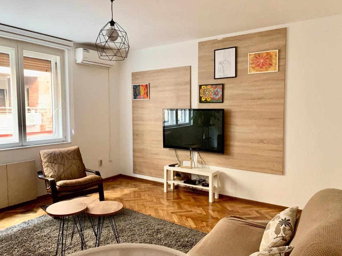 Star Apartment 2 Belgrado Esterno foto